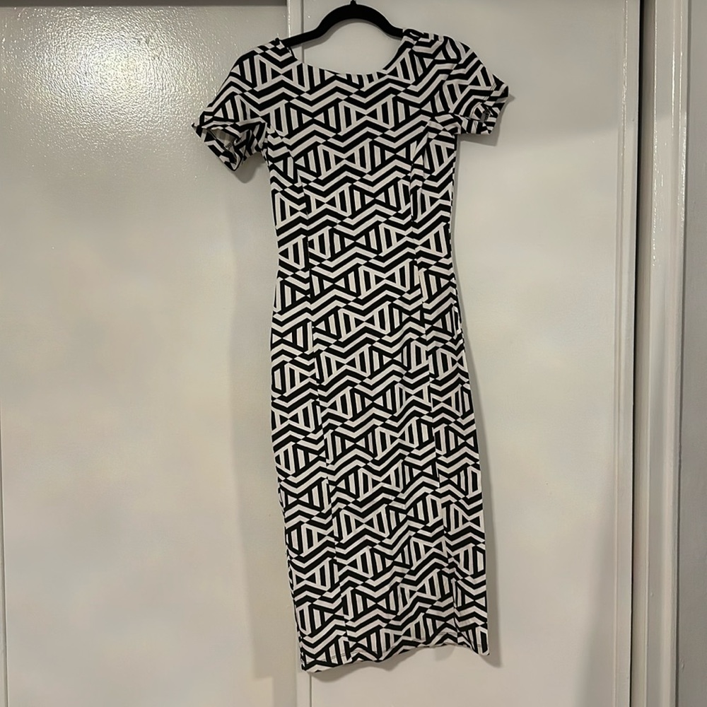 Brand new without tags, Zara Aztec print midi bodycon dress.